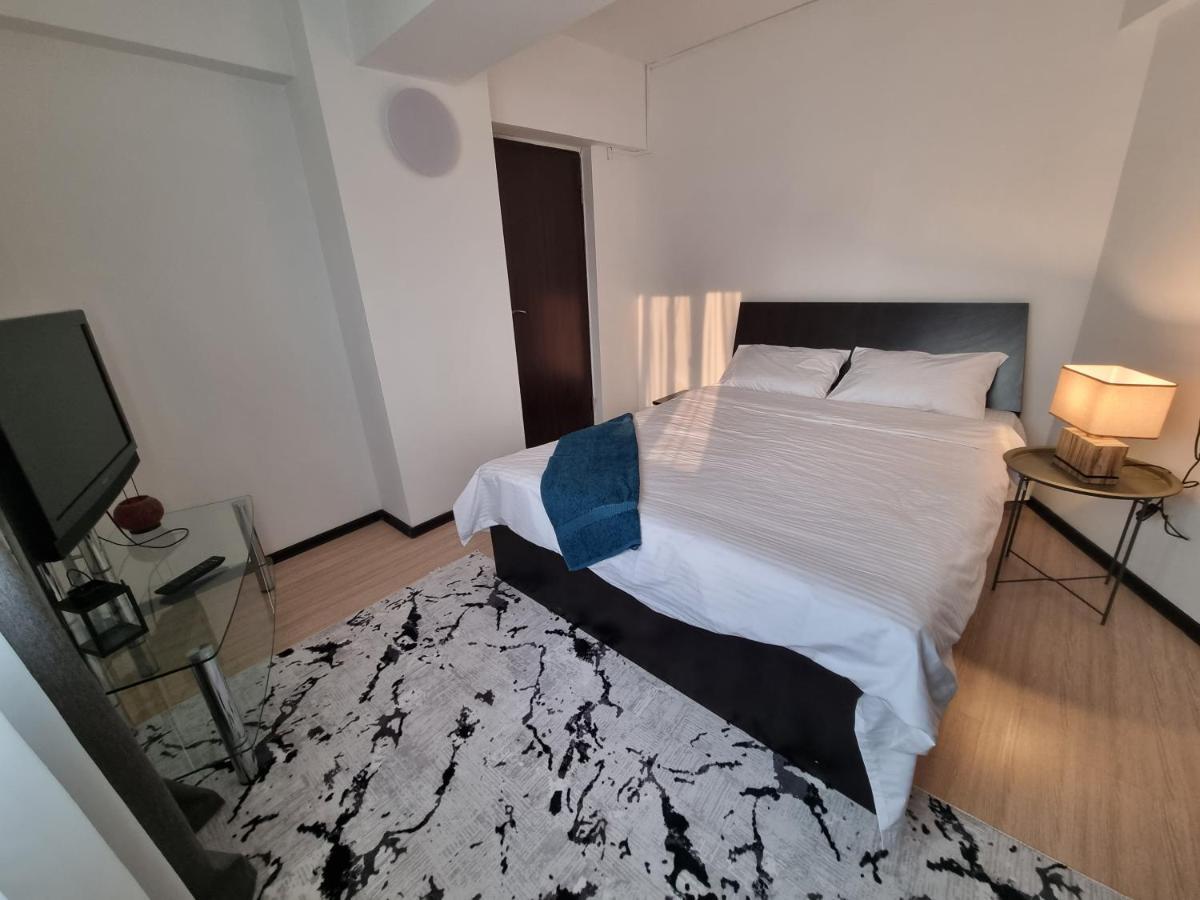 Lovely & Comfy, Central Apt In Яссы Экстерьер фото